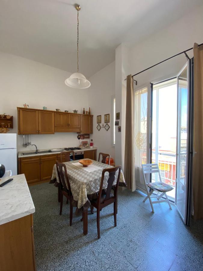 Civico 11 Holiday Home Collepasso Bagian luar foto